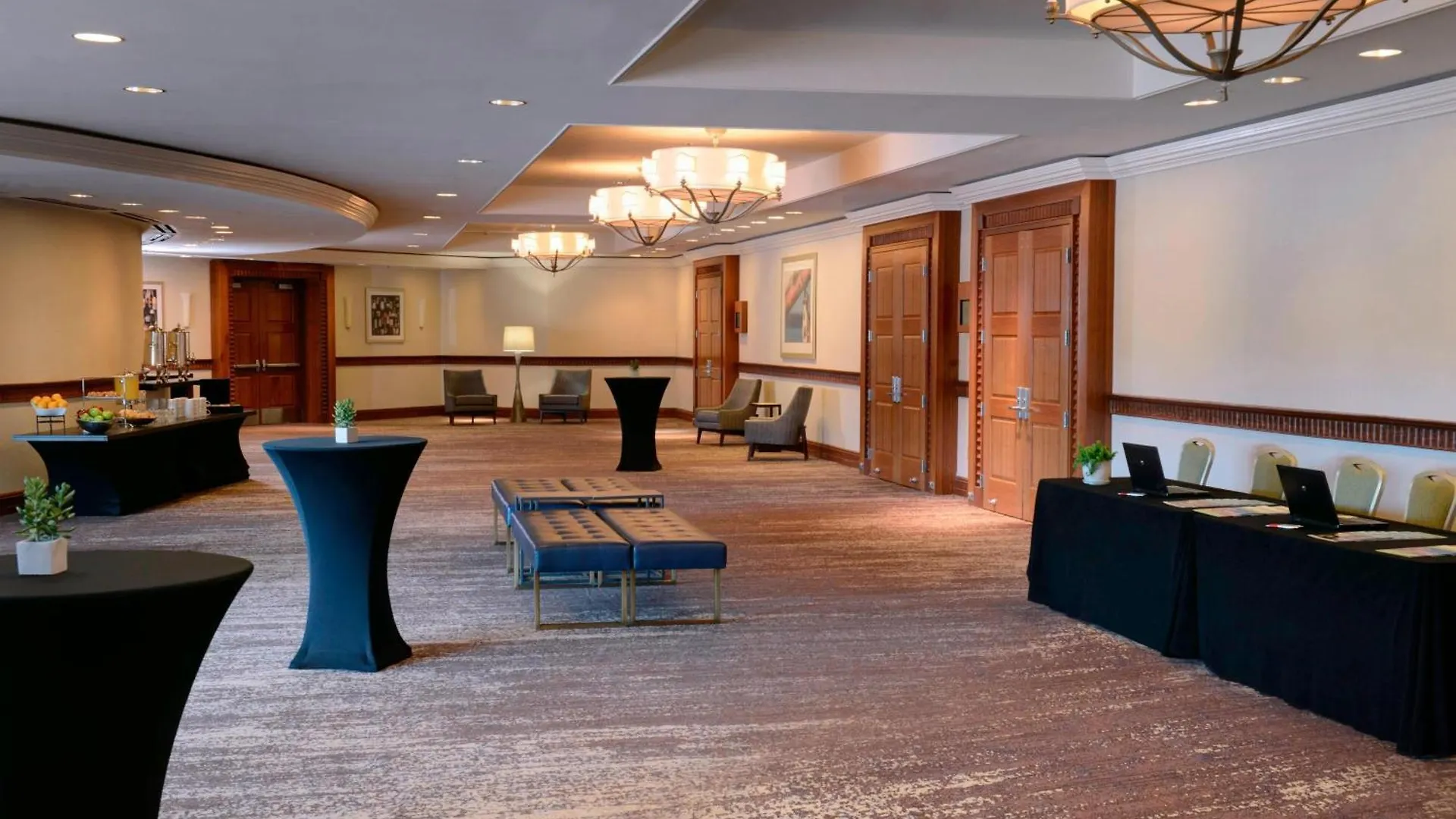 Newport News Marriott At City Center Hotel